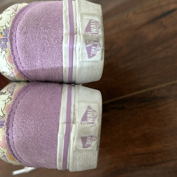 Vans toddler 11.5. Very GUC. Rarely worn before outgrowing. - Picture 7 of 8